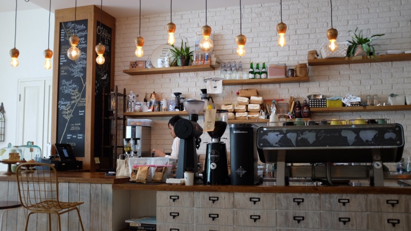 ecommerce-GOURDON-min_coffee_shop_light_cafe_coffee_shop-32620